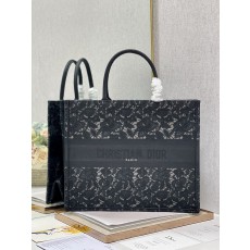 디올 DIOR book tote 북 토트 백