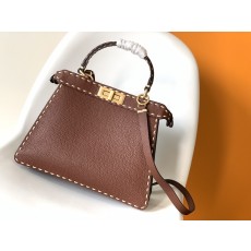 펜디 FENDI Iconic Peekaboo ISeeU 아이코닉 피카부 아이씨유 토트 백