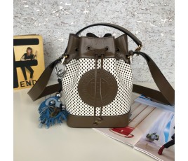 펜디 FENDI 몬트레소 버킷 백